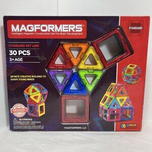 MAGFORMERS 63076 Plastic 30-Piece‎ Magnetic Building Blocks Set